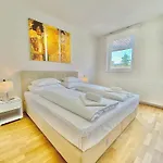Daire Steiner Residences