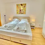 Steiner Residences Appartement *