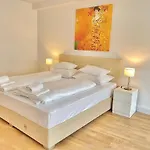 Appartement Steiner Residences