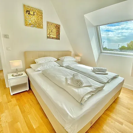 Steiner Residences