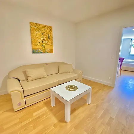 Lejlighed Steiner Residences *