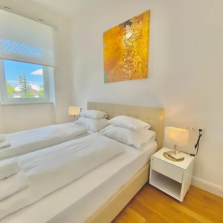 Steiner Residences * Modling