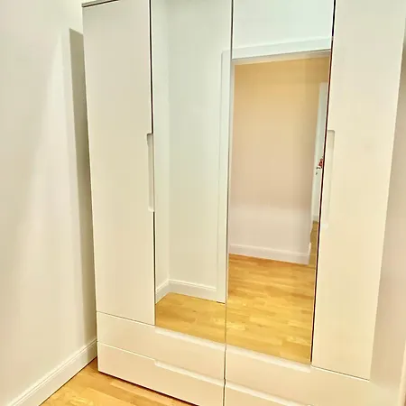 Steiner Residences Lägenhet