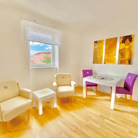 Steiner Residences