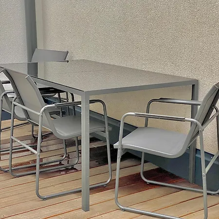 Steiner Residences Lejlighed