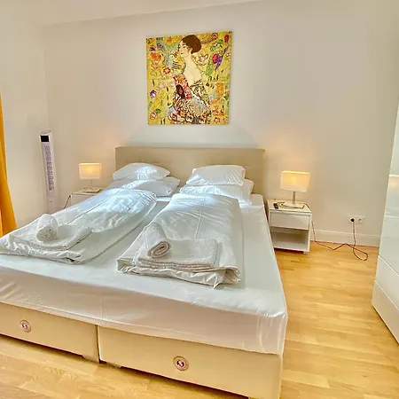 Steiner Residences Lägenhet *