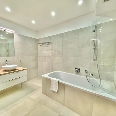 Steiner Residences Apartmán Modling