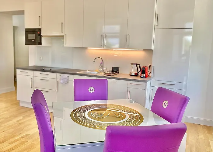 Steiner Residences Apartment Modling