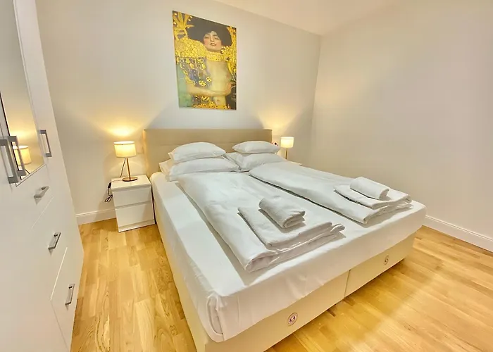 Steiner Residences * Modling