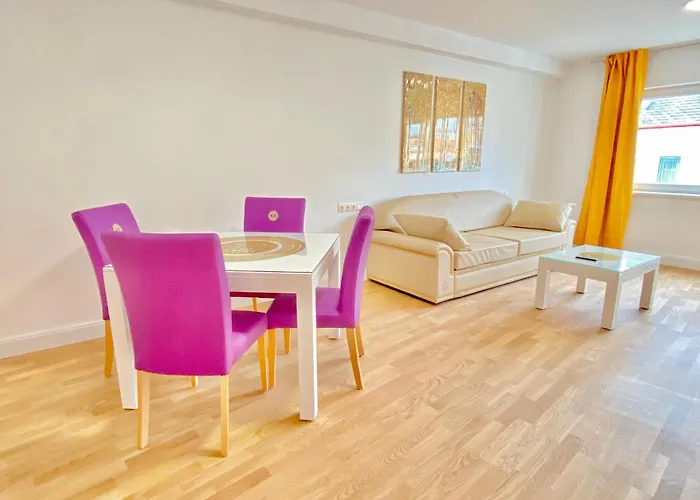 Steiner Residences Apartament