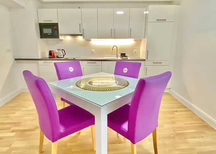 Steiner Residences Apartment *